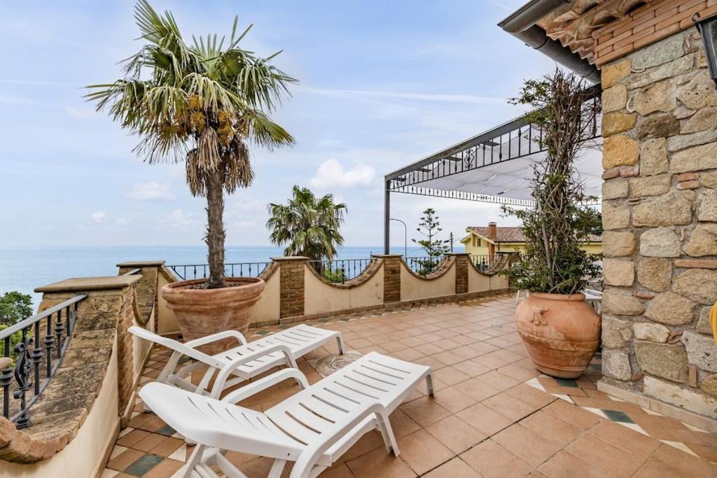 La Villa Di Nonna Angela Pisciotta Ngoại thất bức ảnh
